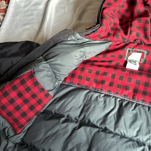 Woolrich Down Winter Jacket - Picture 4 of 4